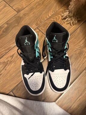 Jordan Kids High-Top Sneakers in Black, White & Teal